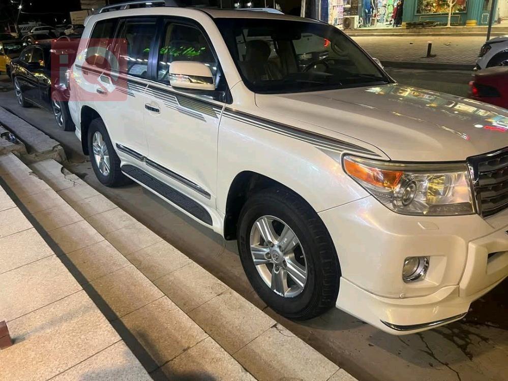 تويوتا لاندكروزر